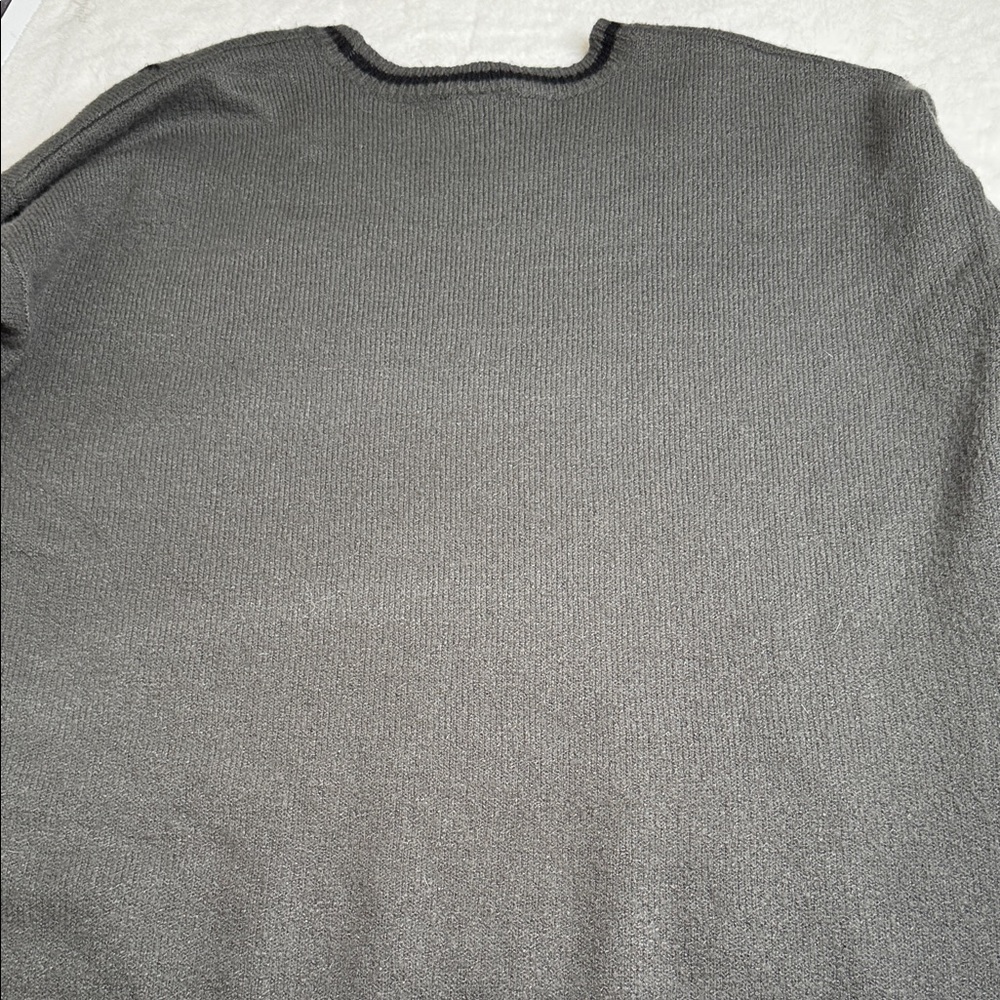 Gray Star Pattern Sweater - image 6